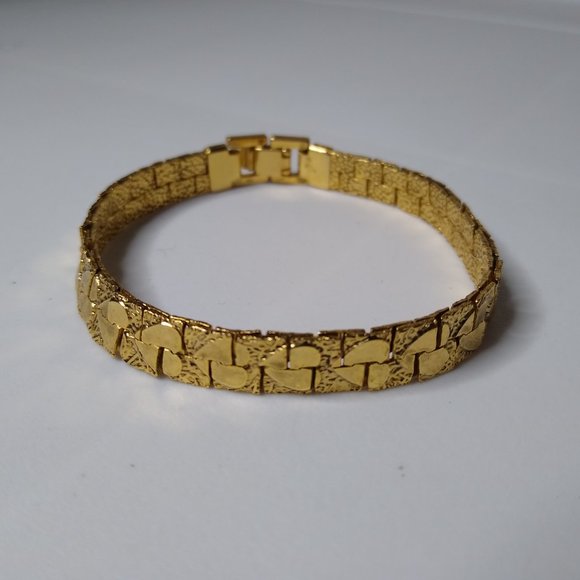 7 Inch Metal Hearts Bracelet - Picture 3 of 14